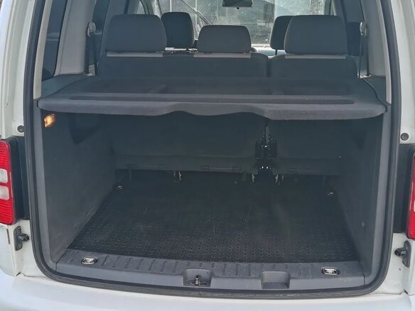 2013 Volkswagen Caddy Maxi III Рестайлинг, белый, 950000 рублей - вид 5