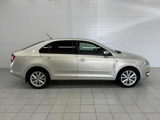 2016 Skoda Rapid I, бежевый, 930000 рублей, вид 4