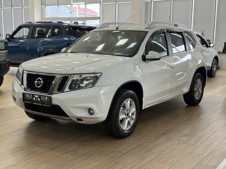 Nissan Terrano III (D10)