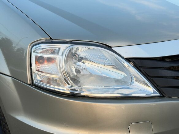 2011 Renault Logan I Рестайлинг, бежевый - вид 13