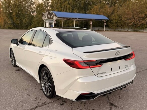 2026 Toyota Camry IX (XV80) China Market Рестайлинг, белый, 4100000 рублей - вид 5