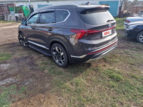 2022 Hyundai Santa Fe IV Рестайлинг, коричневый, 4000000 рублей, вид 4