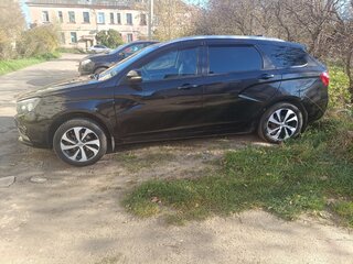 2018 Lada (ВАЗ) Vesta SW I, чёрный, 970000 рублей, вид 3