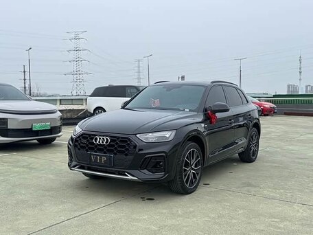 2026 Audi Q5 L 40 TFSI II (FY) Рестайлинг, чёрный, 5800000 рублей, вид 1