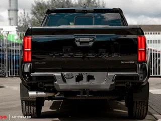2025 Toyota Tacoma IV, чёрный, 11650000 рублей, вид 5