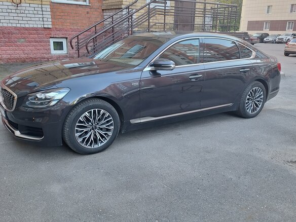 2019 Kia K900 II, коричневый, 2699000 рублей - вид 5