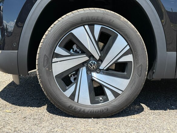 2026 Volkswagen Teramont I Рестайлинг (China Market), чёрный, 5100000 рублей - вид 7