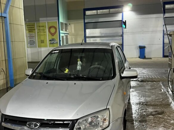 2012 Lada (ВАЗ) Granta I, серый, 250000 рублей - вид 2