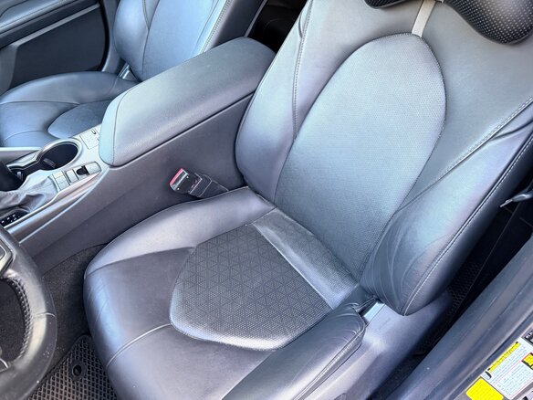 2021 Toyota Camry US Market VIII (XV70) Рестайлинг, серый, 2795000 рублей - вид 7