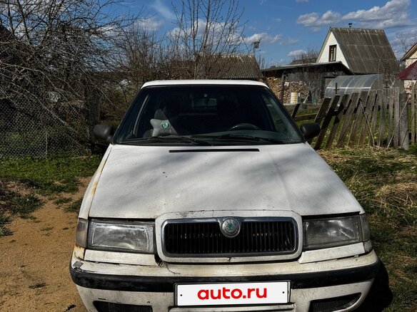 2001 Skoda Felicia I Рестайлинг, белый - вид 1