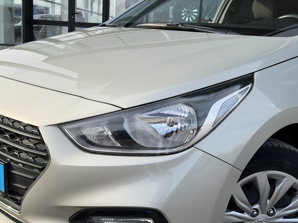 2019 Hyundai Solaris II, бежевый, 1345000 рублей - вид 10