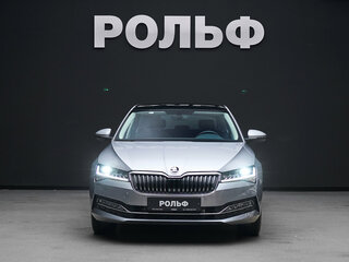 2025 Skoda Superb III Рестайлинг, серый, 4450000 рублей, вид 2