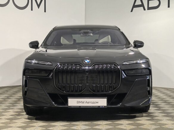 2025 BMW 7 серии 760i xDrive VII (G70), чёрный - вид 3