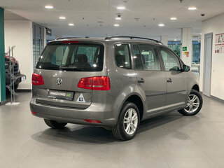 2010 Volkswagen Touran I Рестайлинг 2, серый, 993000 рублей, вид 4