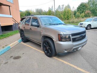 2008 Chevrolet Tahoe III, серый, 1200000 рублей, вид 1