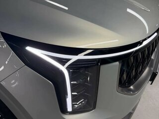 2026 Kia Carnival IV Рестайлинг, серый, 7250000 рублей, вид 5