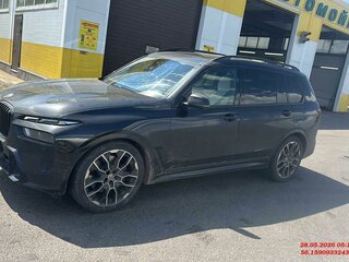 2023 BMW X7 40d I (G07) Рестайлинг, чёрный, 9160000 рублей, вид 1