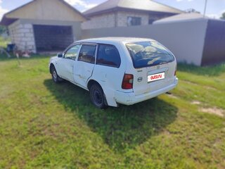 2000 Toyota Corolla VII (E100), белый, 100000 рублей, вид 4