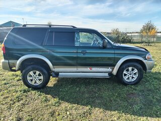 2002 Mitsubishi Montero Sport I, зелёный, 350000 рублей, вид 3