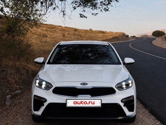 2020 Kia K3 II, белый, 1850000 рублей - вид 1