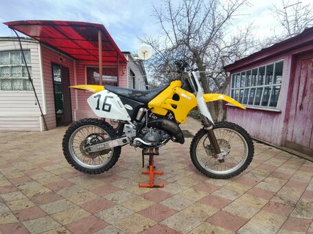 1995 Suzuki RM 125, жёлтый, 180000 рублей, вид 1
