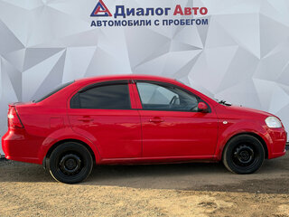 2009 Chevrolet Aveo I Рестайлинг, красный, 230000 рублей, вид 5