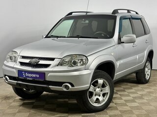 2011 Chevrolet Niva I Рестайлинг, серебристый, 520000 рублей, вид 1