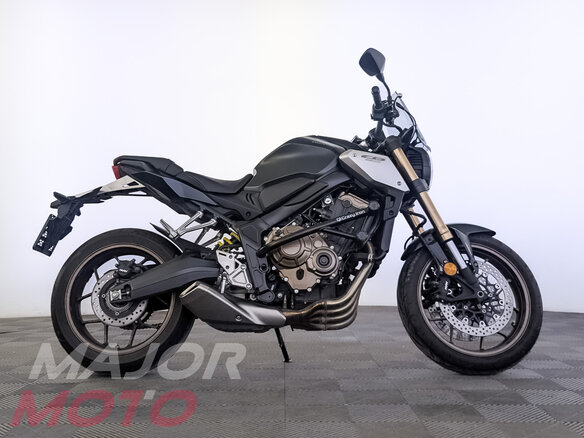 2021 Honda CB 650R, серый, 849000 рублей