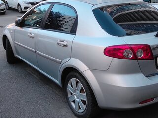2007 Chevrolet Lacetti I, серебристый, 395000 рублей, вид 4