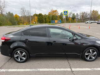 2019 Kia Cerato III Рестайлинг (Classic), чёрный, 1700000 рублей, вид 4