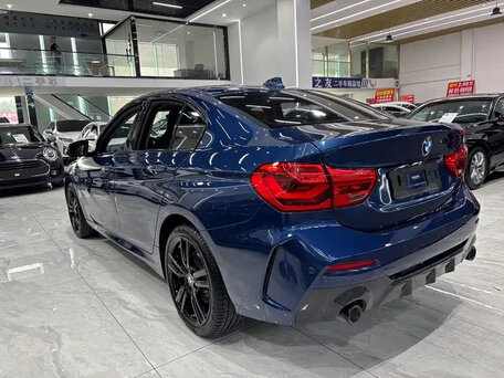 2022 BMW 1 серии 120i III (F52) Рестайлинг, синий, 1780000 рублей, вид 4