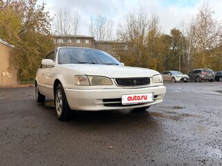 1997 Toyota Corolla VIII (E110) Рестайлинг, белый, 300000 рублей, вид 1