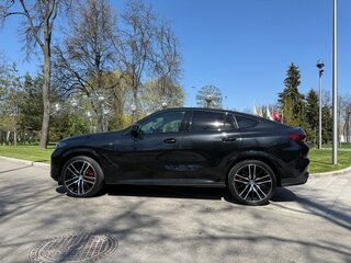 2024 BMW X6 40i III (G06) Рестайлинг, чёрный, 11500000 рублей, вид 1