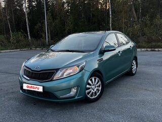 2011 Kia Rio 4-speed III, зелёный, 600000 рублей, вид 1
