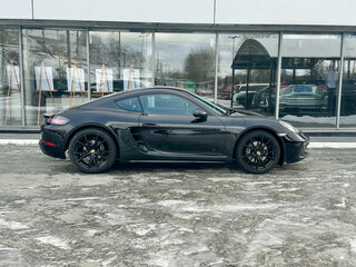 2018 Porsche Cayman III 718 (982), чёрный, 6600000 рублей, вид 4