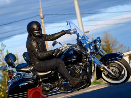2008 Kawasaki VN1600 Vulcan, чёрный, 680086 рублей, вид 2