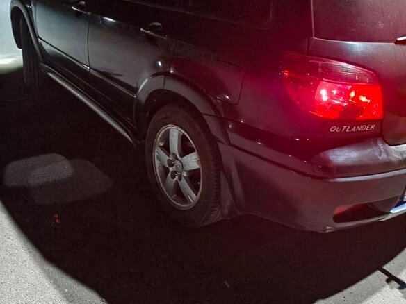 2004 Mitsubishi Outlander I, чёрный, 440000 рублей - вид 12
