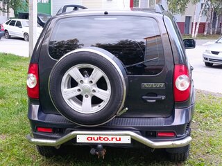 2013 Chevrolet Niva I Рестайлинг, коричневый, 480000 рублей, вид 4