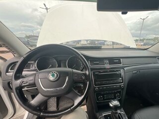 2012 Skoda Superb II, белый, 594000 рублей, вид 3