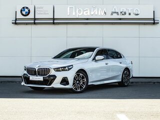 2025 BMW 5 серии Long 530Li xDrive VIII (G60/G61/G68), белый, 7200000 рублей, вид 1