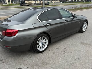 2013 BMW 5 серии 530d xDrive VI (F10/F11/F07) Рестайлинг, серый, 2600000 рублей, вид 3