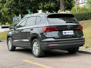 2023 Volkswagen Tharu I, чёрный, 1550004 рублей, вид 4