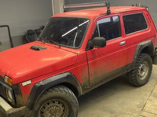 1995 Lada (ВАЗ) 2121 (4x4) I Рестайлинг, красный, 147000 рублей, вид 3