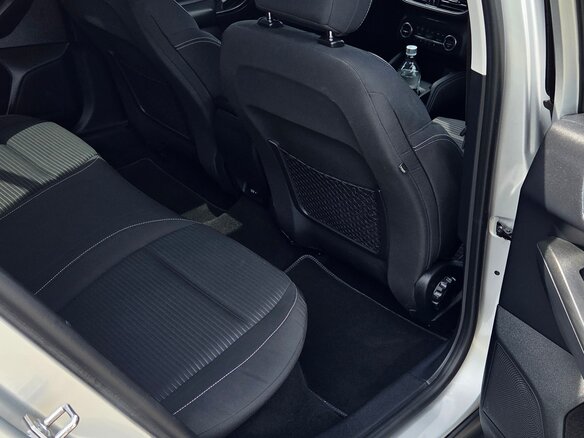 2019 Ford Focus IV, серый, 1250000 рублей - вид 18