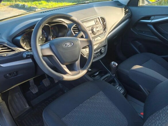2017 Lada (ВАЗ) Vesta I, белый, 700000 рублей - вид 5