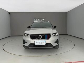 2023 Volvo XC40 I Рестайлинг, серый, 3085339 рублей, вид 2