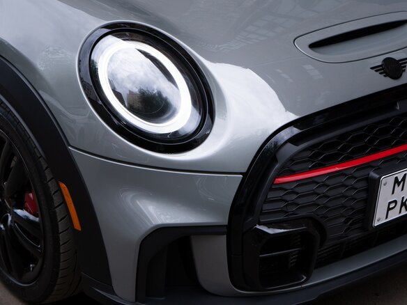 2022 Mini Hatch JCW III (F55/F56) Рестайлинг 2, серый, 3000000 рублей - вид 7