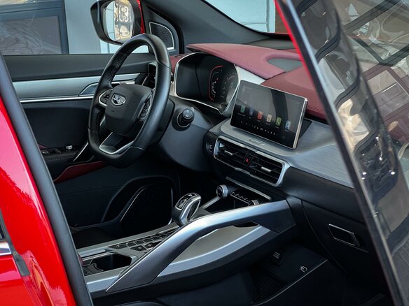 2021 Geely Coolray I, красный, 1680000 рублей - вид 29
