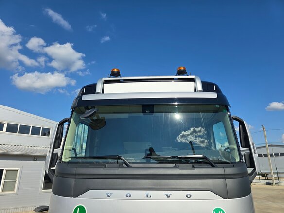 2026 Volvo FH 540, серебристый, 26000000 рублей - вид 19