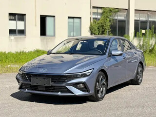 2026 Hyundai Elantra VII (CN7) Рестайлинг, серебристый, 1737000 рублей, вид 1
